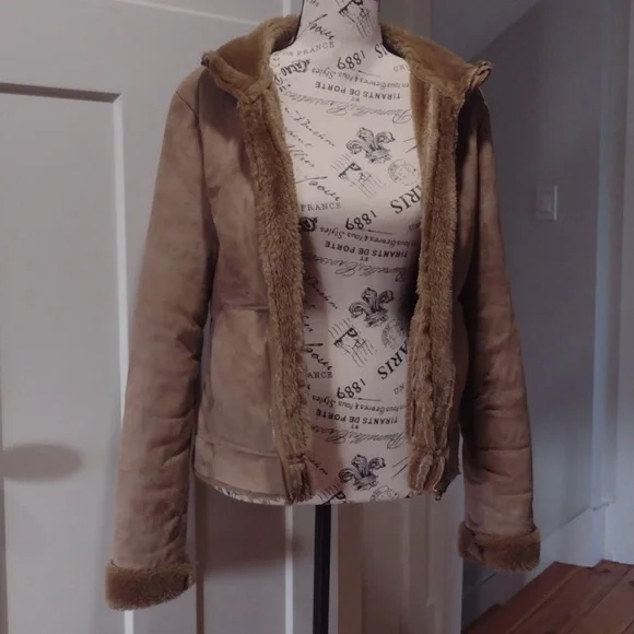 Jacket - Picture 2 of 6